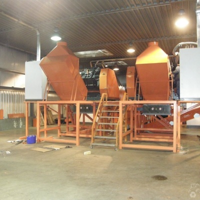 Knife mill, grinder